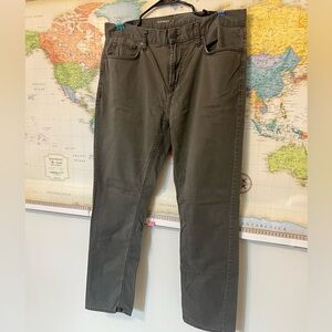Old Navy grayish pants size 34 by 30 gently used